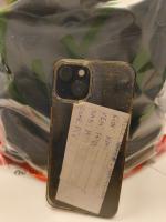 CS1448/2025 IPHONE BLACK JACKET KEYS IN POCKET